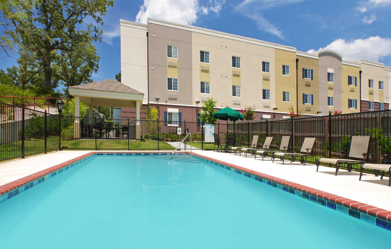 Candlewood Suites Hot Springs By Ihg Экстерьер фото